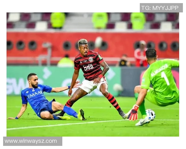 巴拉竞与科林蒂的激烈对决揭示了巴西足球的魅力与竞争力 巴拉竞与科林蒂的激烈对决揭示了巴西足球的魅力与竞争力