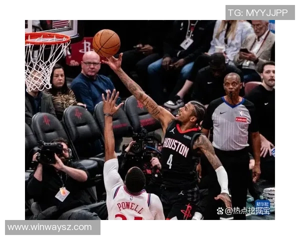 快船与火箭激战正酣02月27日NBA精彩对决展现球队实力与风采