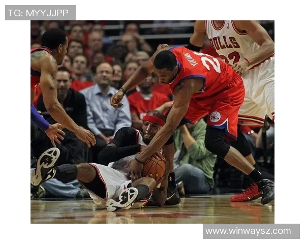 沃德与布兰德的精彩对决揭示篮球战术与个人能力的较量 沃德与布兰德的精彩对决揭示篮球战术与个人能力的较量