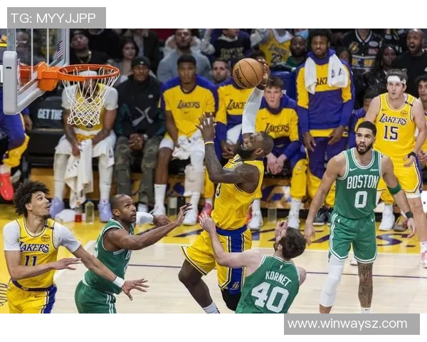 2015至2016赛季马刺与勇士的激烈对决与传奇时刻回顾 2015至2016赛季马刺与勇士的激烈对决与传奇时刻回顾