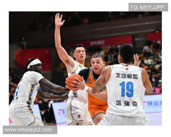 2017年CBA山西队与山东队激战回顾精彩瞬间与赛场亮点分析