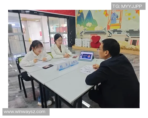 飞盘与梦想交织的旅程：杨强的深度对话与人生启示MBA