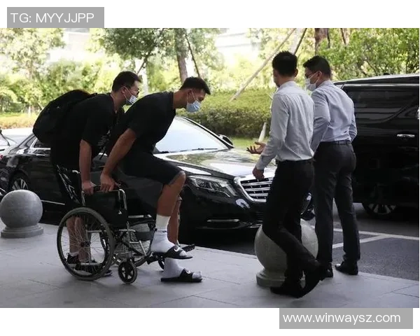 黄蜂与热火激战正酣央视网全程直播精彩瞬间回顾