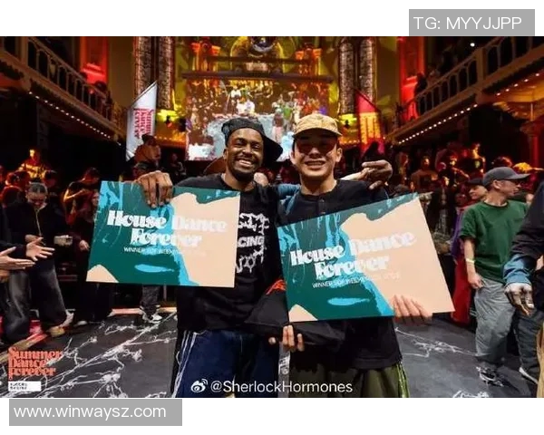 深圳街舞队在世界街舞大赛中的力量表现精彩点评与分析 深圳街舞队在世界街舞大赛中的力量表现精彩点评与分析