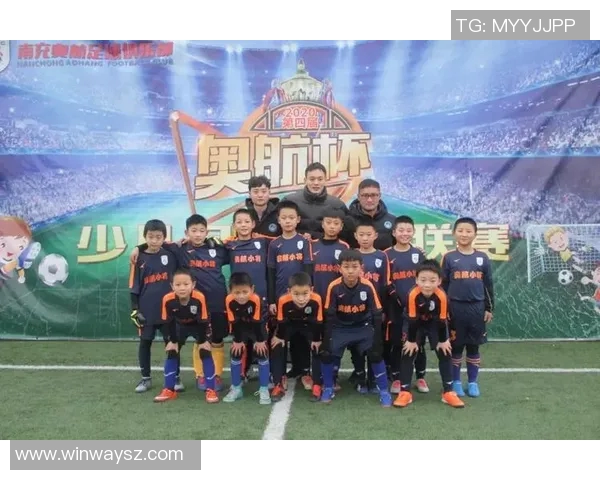 重庆足球队深度解析：球员个人能力与团队协作的完美结合